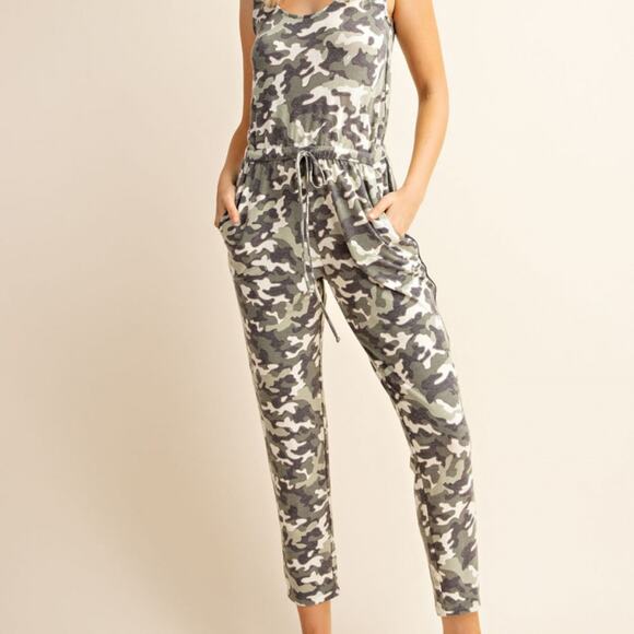 Green Camo Camouflage Tank top sleeveless Jumpsuit - Picture 1 of 4